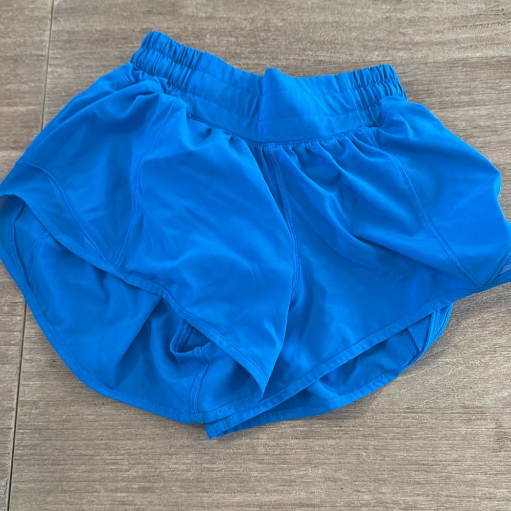 Lulu Lemon Hottie Hot Short Size 0